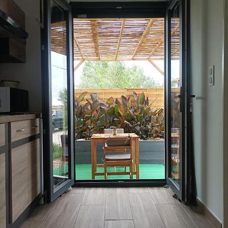 Chambre Amenage En Studio Cers Bagian luar foto