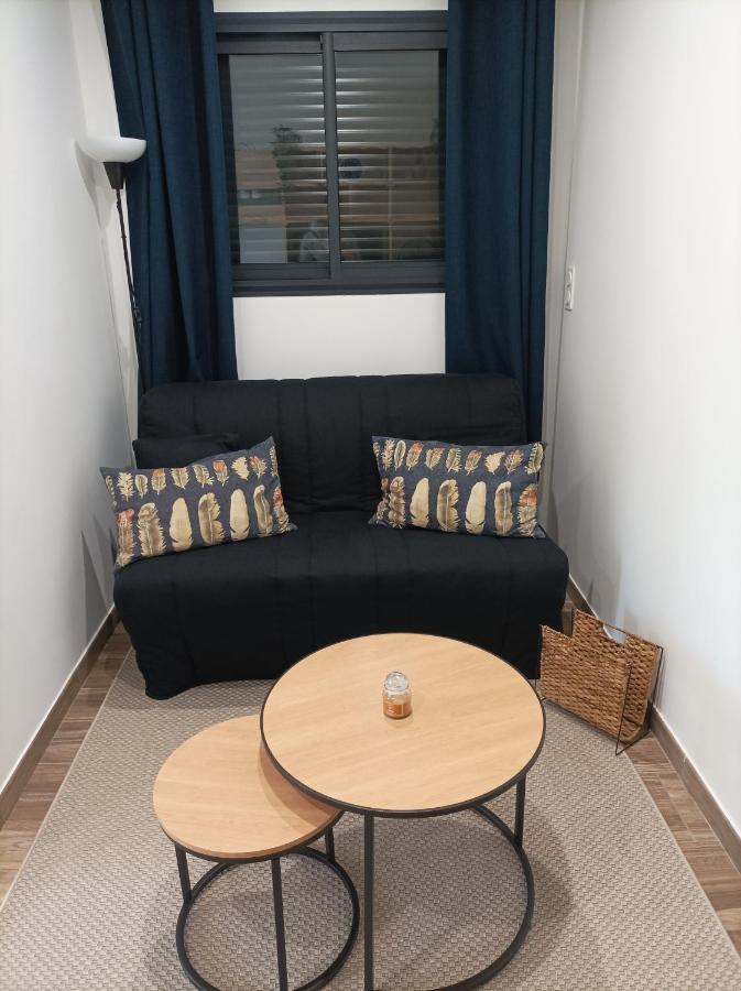 Chambre Amenage En Studio Cers Bagian luar foto